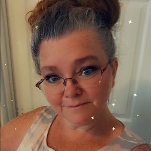 Meet your Posher, Tonya